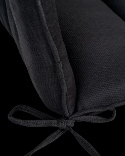 Cleveland hynde, sort