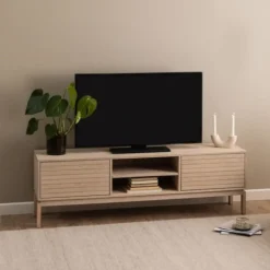 Linley tv-bord, hvidpigmenteret eg