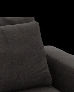 Rio hjørnesofa med pufafslutning venstre og bred arm