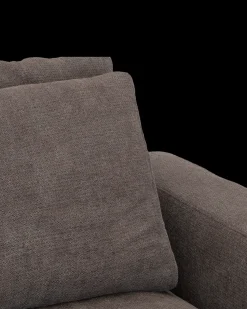 Rio hjørnesofa med pufafslutning venstre og bred arm