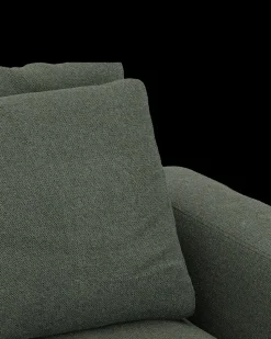 Rio hjørnesofa med pufafslutning venstre og bred arm